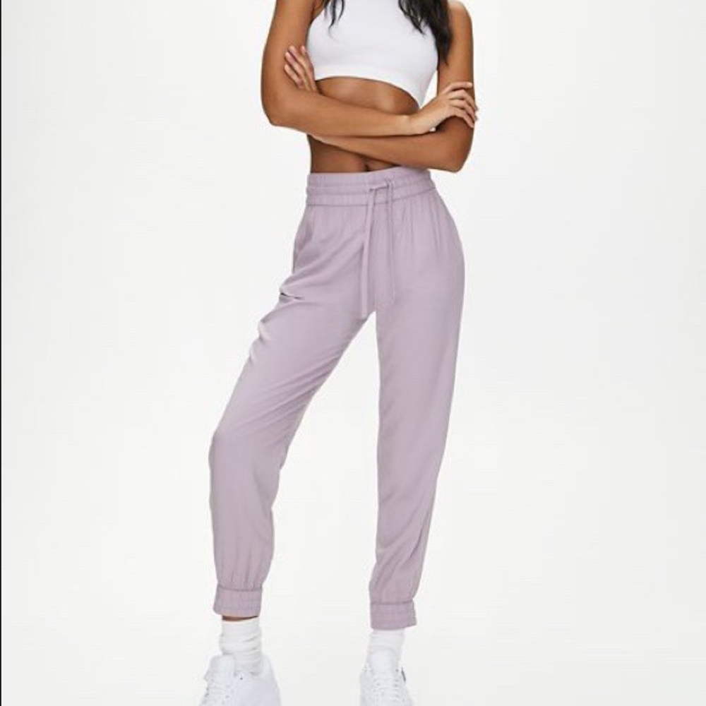 Aritzia Sunday best Grenville pants hazy lilac XS